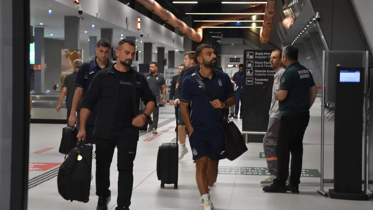 Trabzonspor kafilesi Trabzon’da! 10