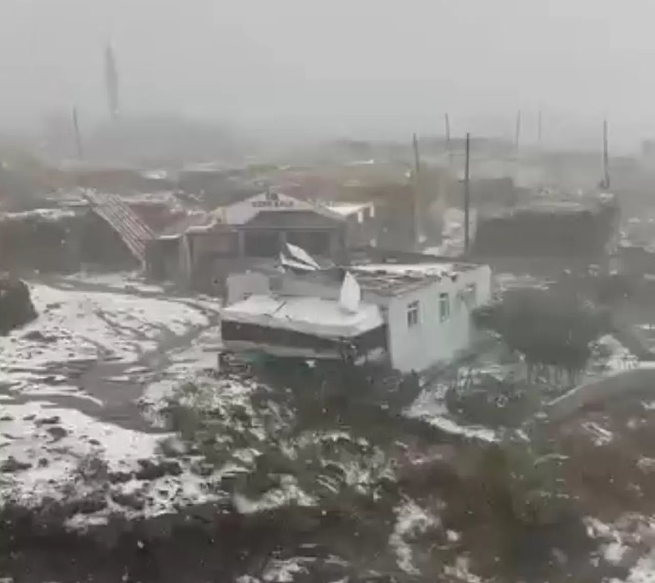 Çıldır'da dolu ve fırtına kabusu 6