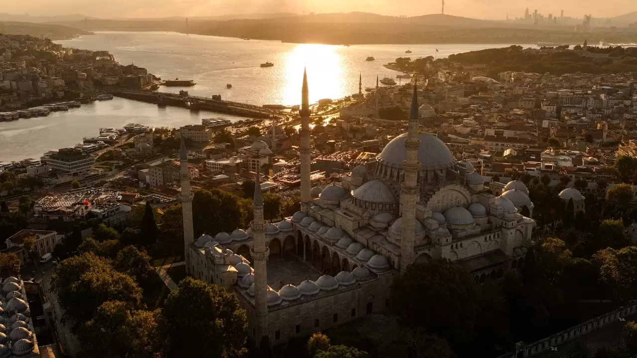 İstanbul’da gün doğumundan büyüleyen manzara! 7