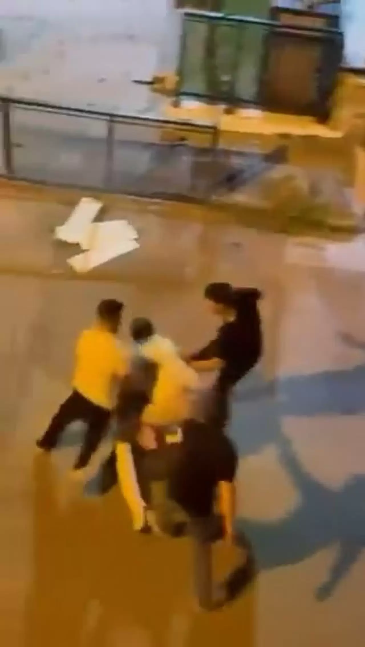 Çekmeköy'de yol verme kavgası 4