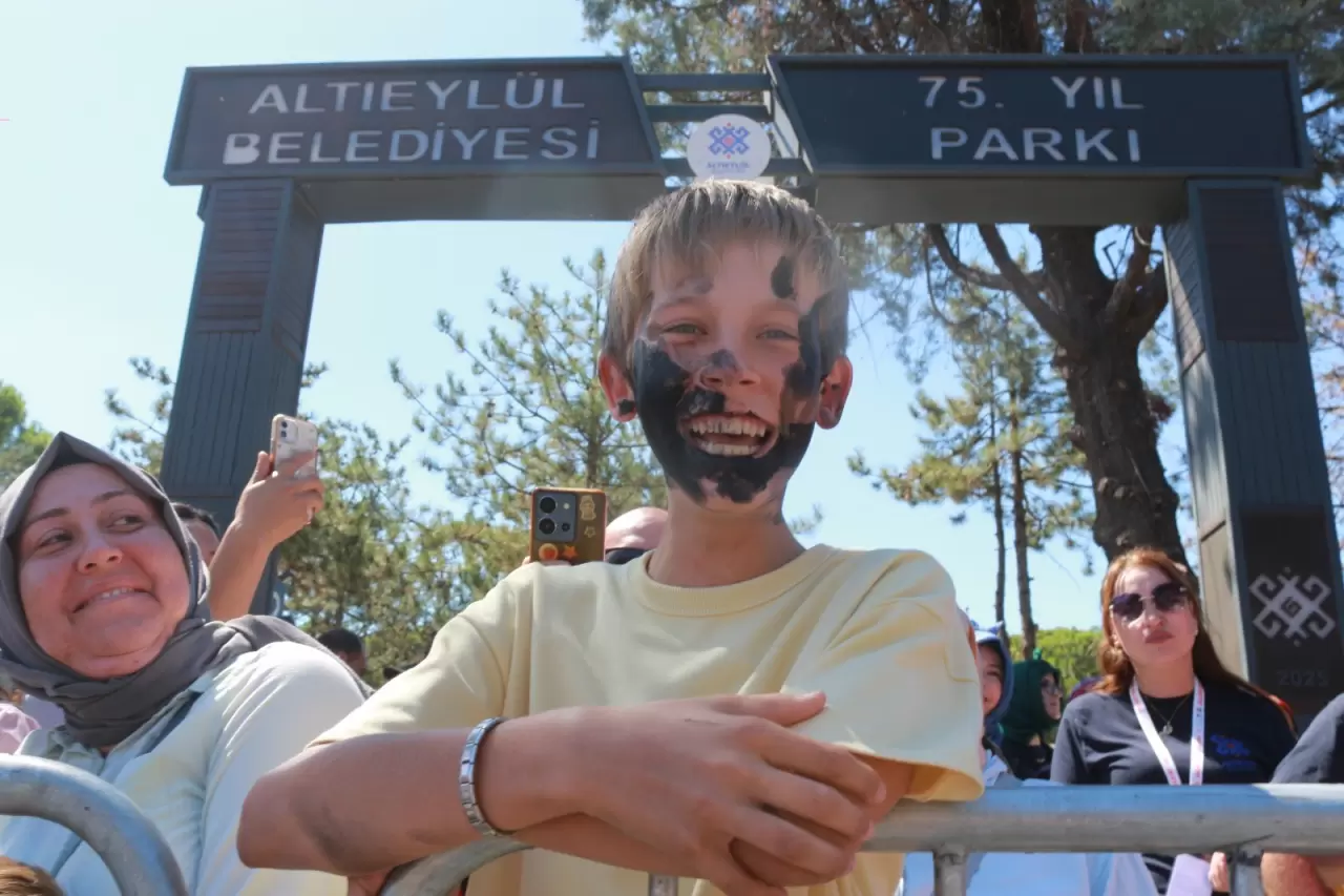 Balıkesir sokaklarında 104 yıllık gelenek! 4