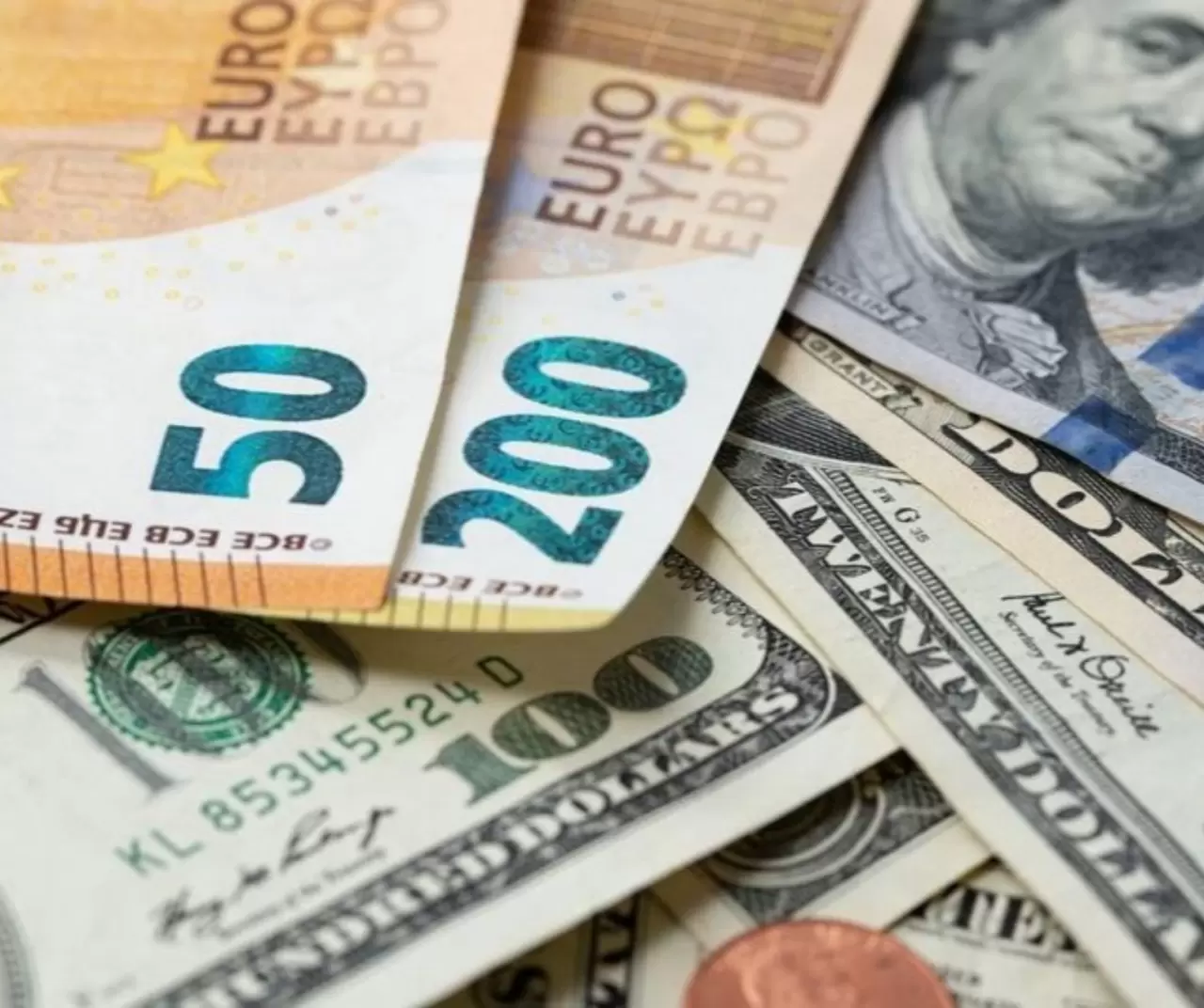 Dolar ve avro güne yükselişle başladı 6