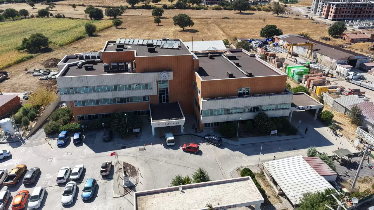 Cem Yılmaz'ı ölümden döndüren doktorlardan açıklama 8