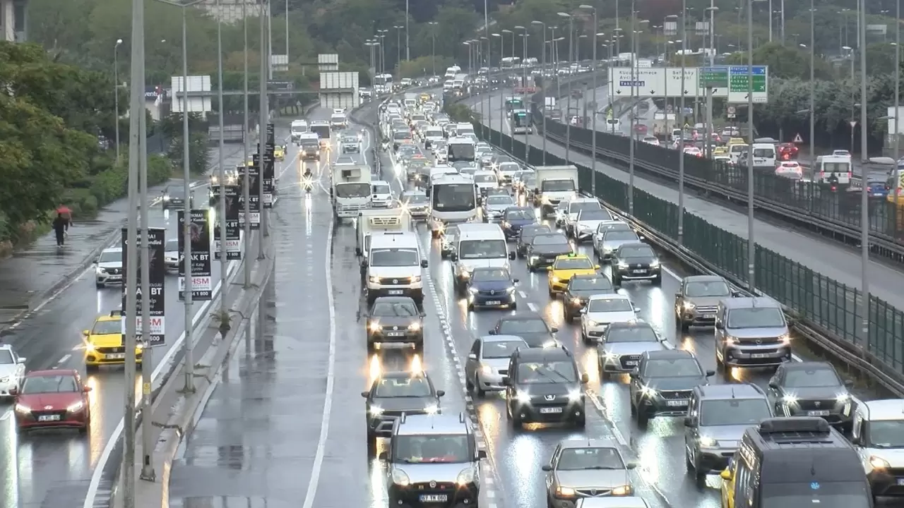 İstanbul’da sabah trafiği kilitlendi 5