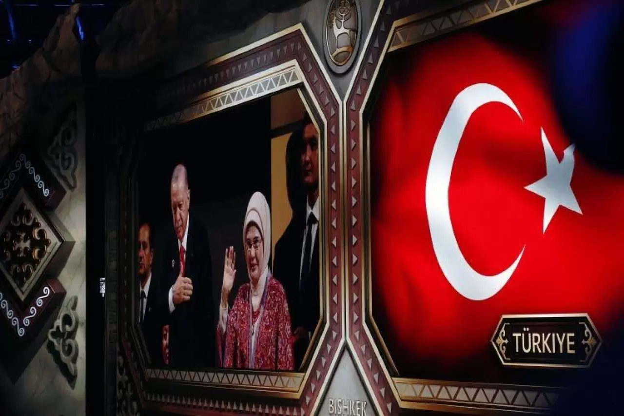 Cumhurbaşkanı Erdoğan'dan Bişkek'te yoğun diplomasi: Putin ve Lukaşenko ile görüştü 13