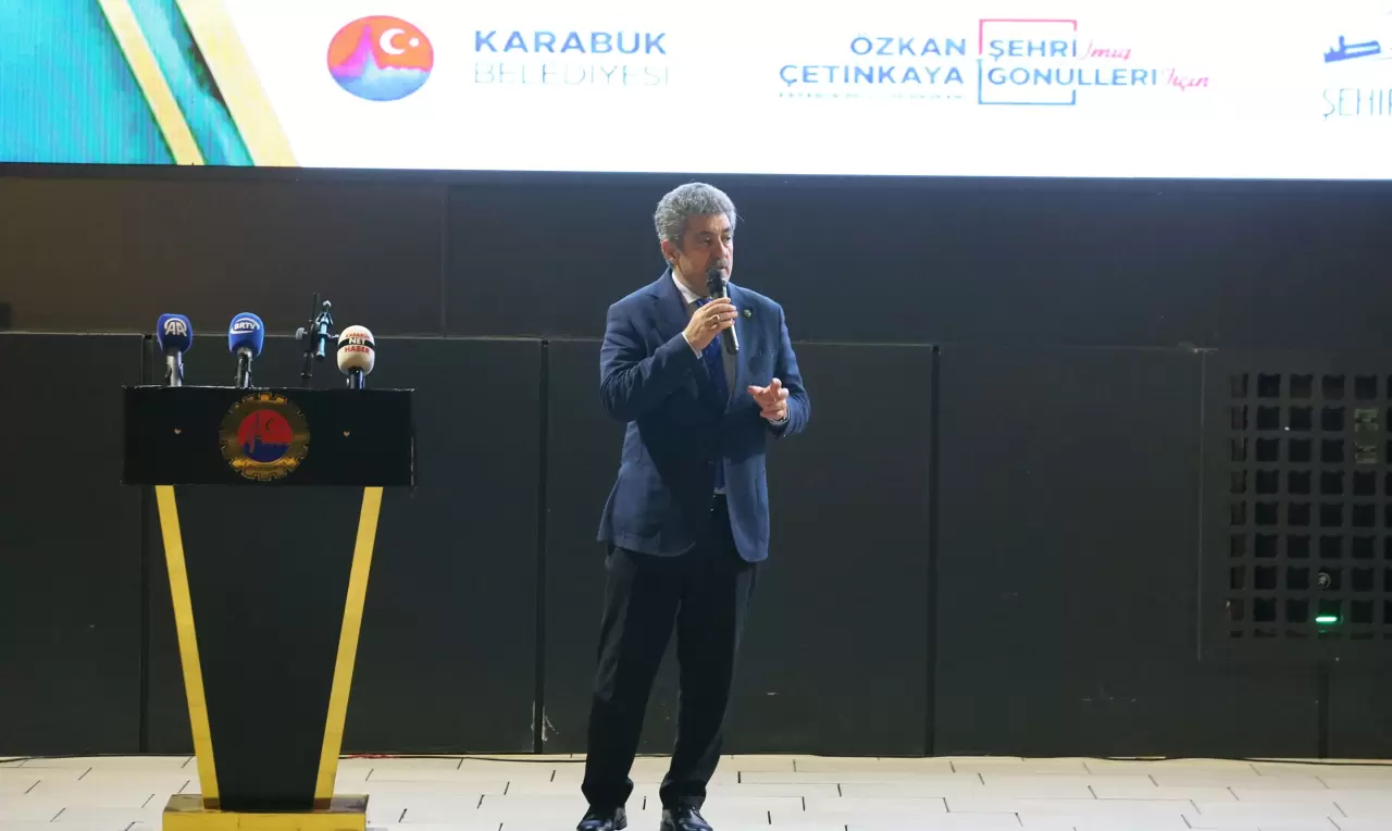 Türk dünyasının ödüllü yapımları izleyiciyi büyüledi 4