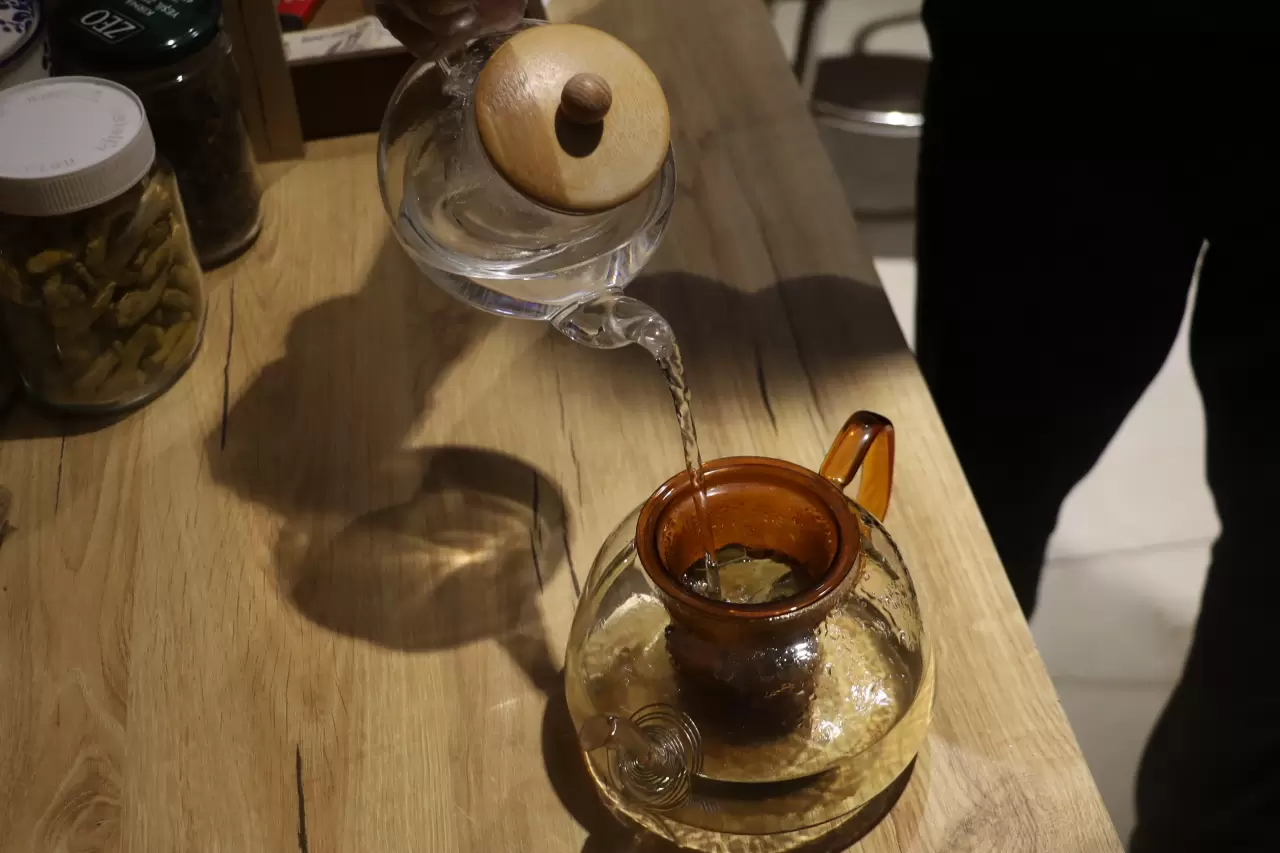 Atom bombasından kurtulan bitki! Öğrenciler bardak bardak içiyor 4