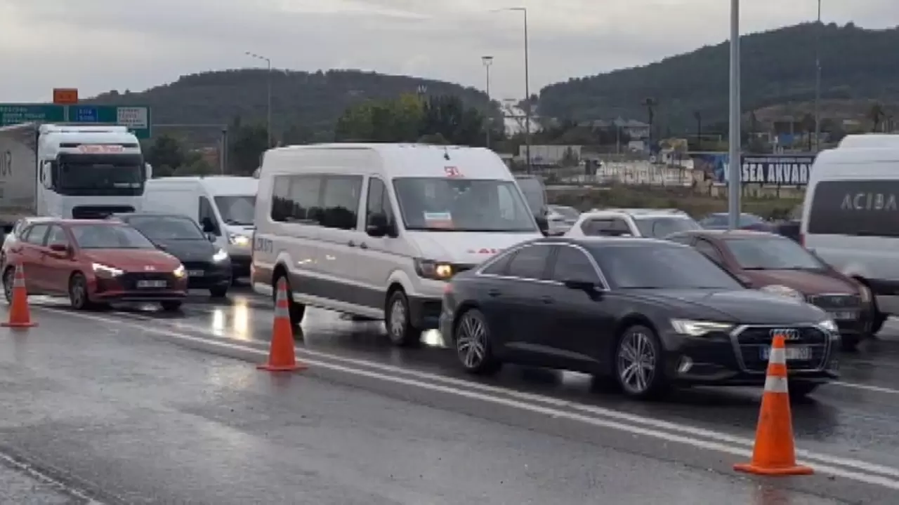 İstanbul’da sabah trafiği kilitlendi 1