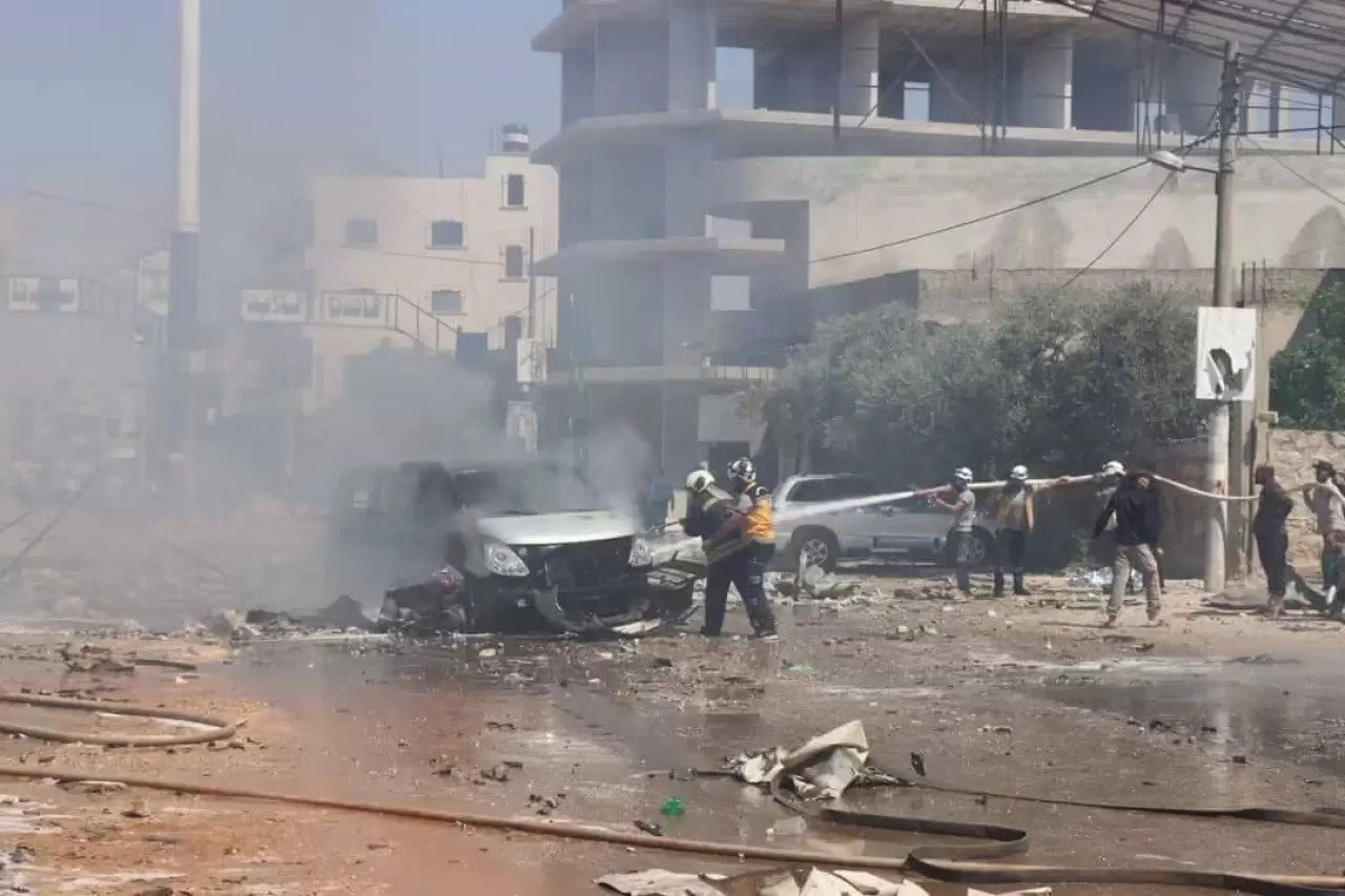 İdlib'de bomba yüklü araçla saldırı: 5 ölü, 7 yaralı 4