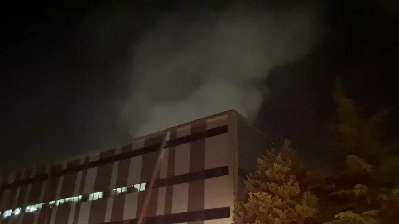 Bursa’da tekstil fabrikasında yangın 4