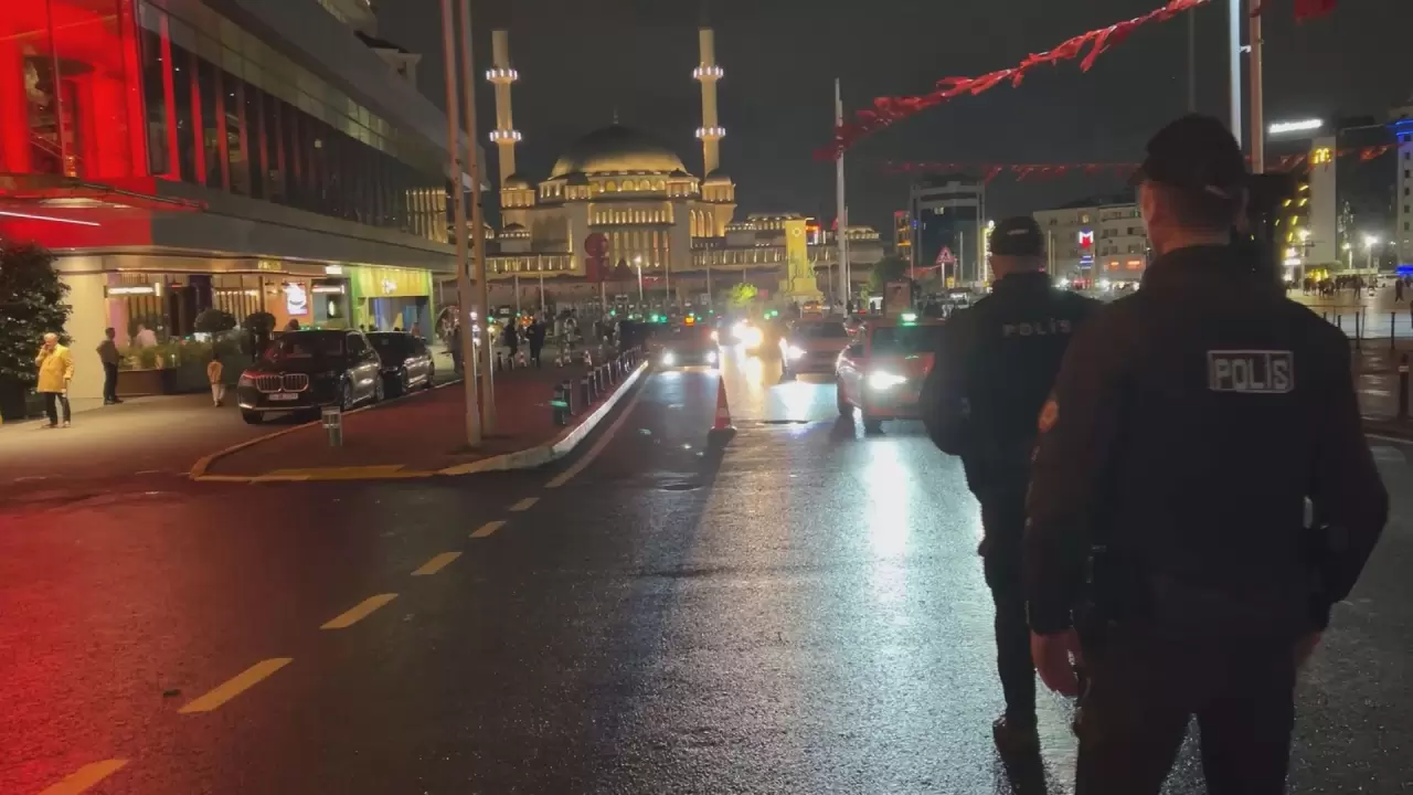 İstanbul'da helikopter destekli operasyon 9
