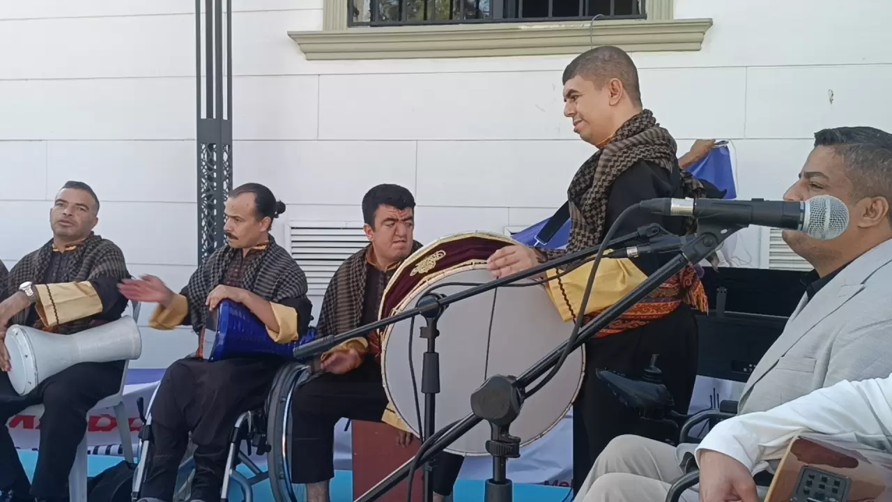Otizmli çocuklar yöresel türkülerle sahne aldı! 3