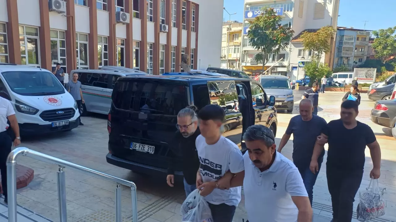 Lisenin önünde pompalı tüfekle dolaştılar! 3 şüpheli adliyede 3
