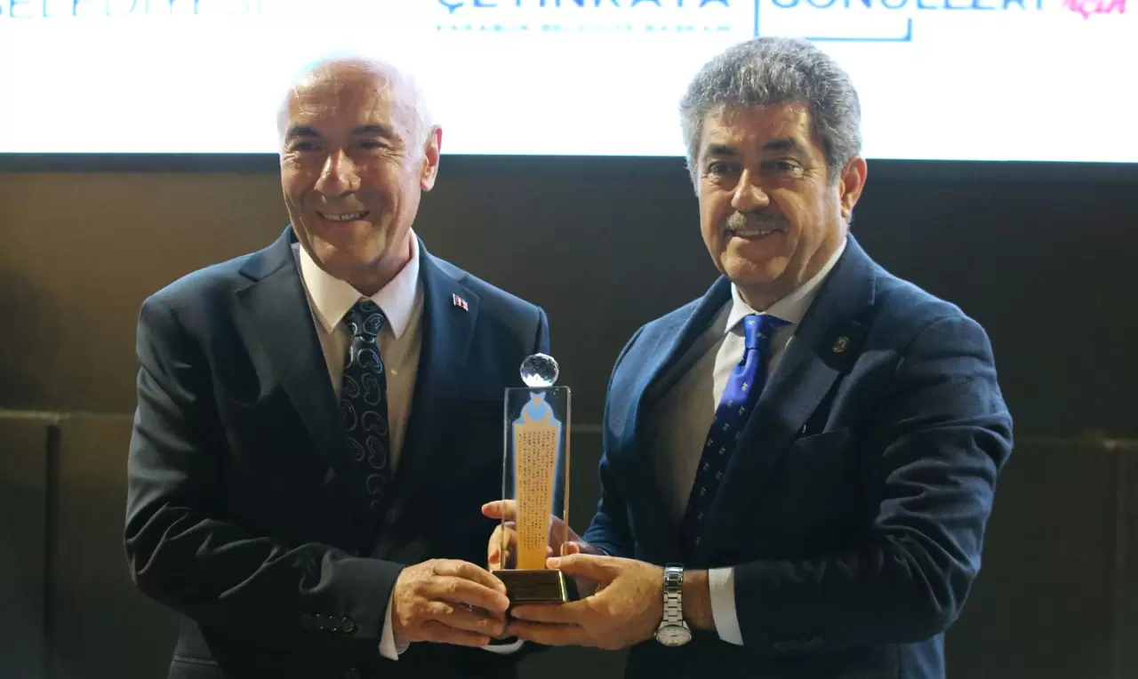 Türk dünyasının ödüllü yapımları izleyiciyi büyüledi 5