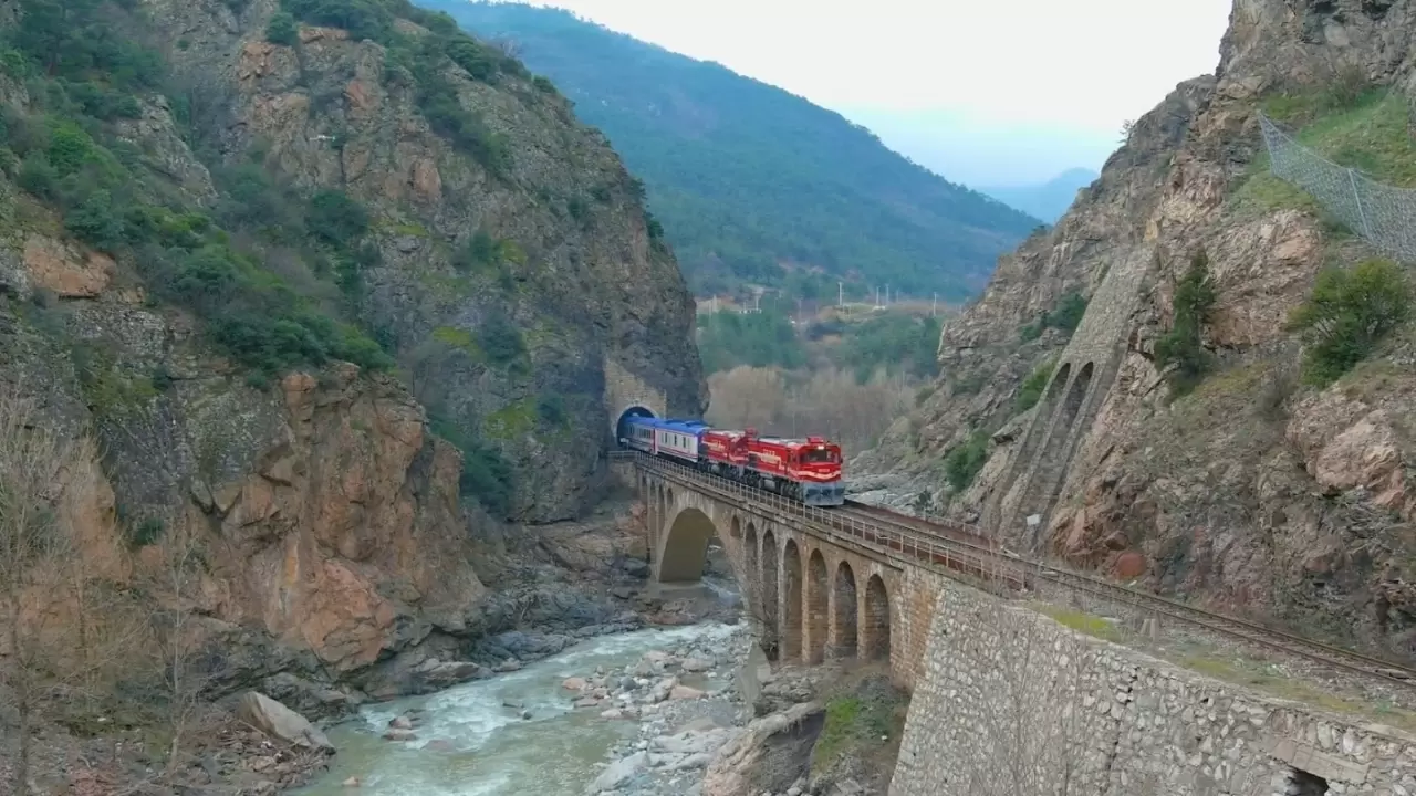 Turistik Karaelmas Ekspresi 2 Ekim’de yeniden raylarda: İşte sefer tarihleri 1