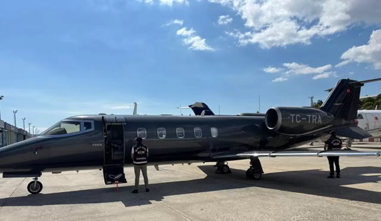 1,8 milyar liralık iki jet ve lüks yata el konuldu 3