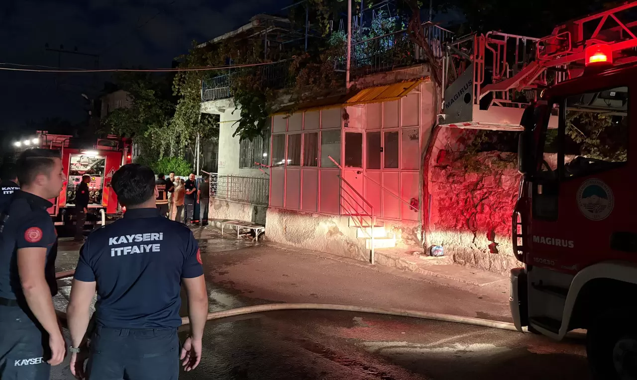 Kayseri'de balkondaki mangal keyfi faciaya dönüştü 4