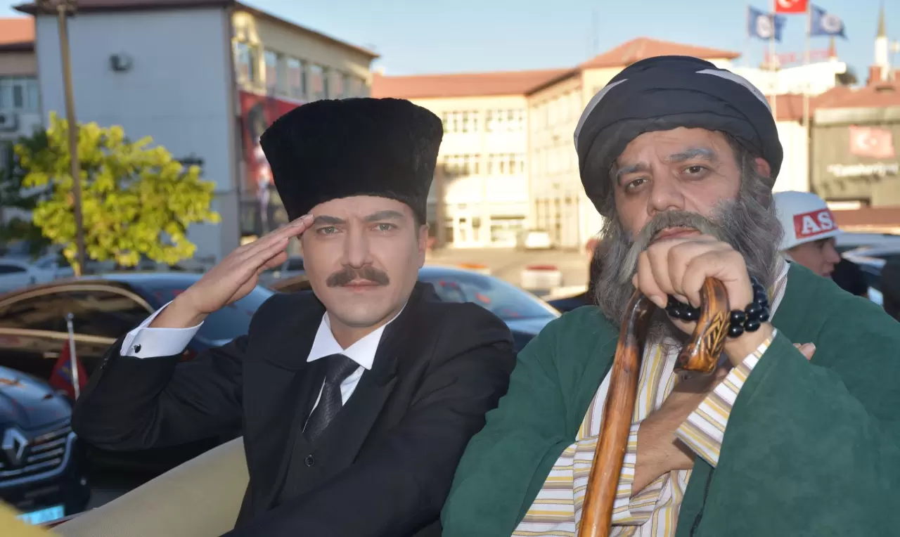 Tarihi gün yeniden yaşandı: Atatürk'ün Sivas'a gelişi canlandırıldı 1