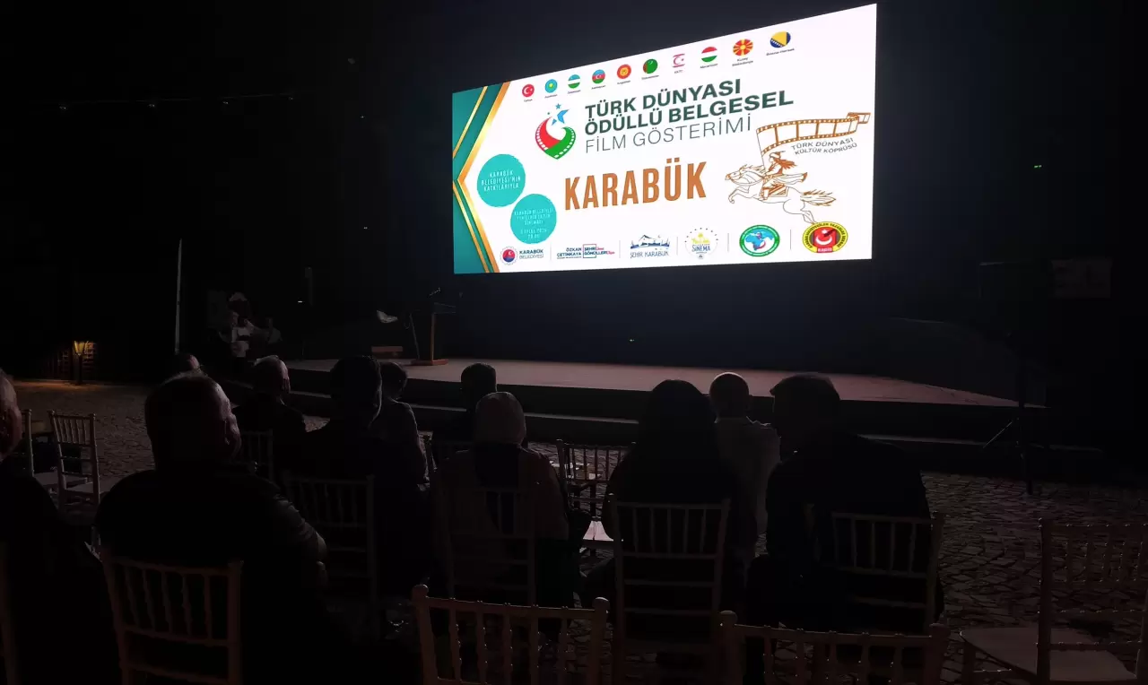 Türk dünyasının ödüllü yapımları izleyiciyi büyüledi 15