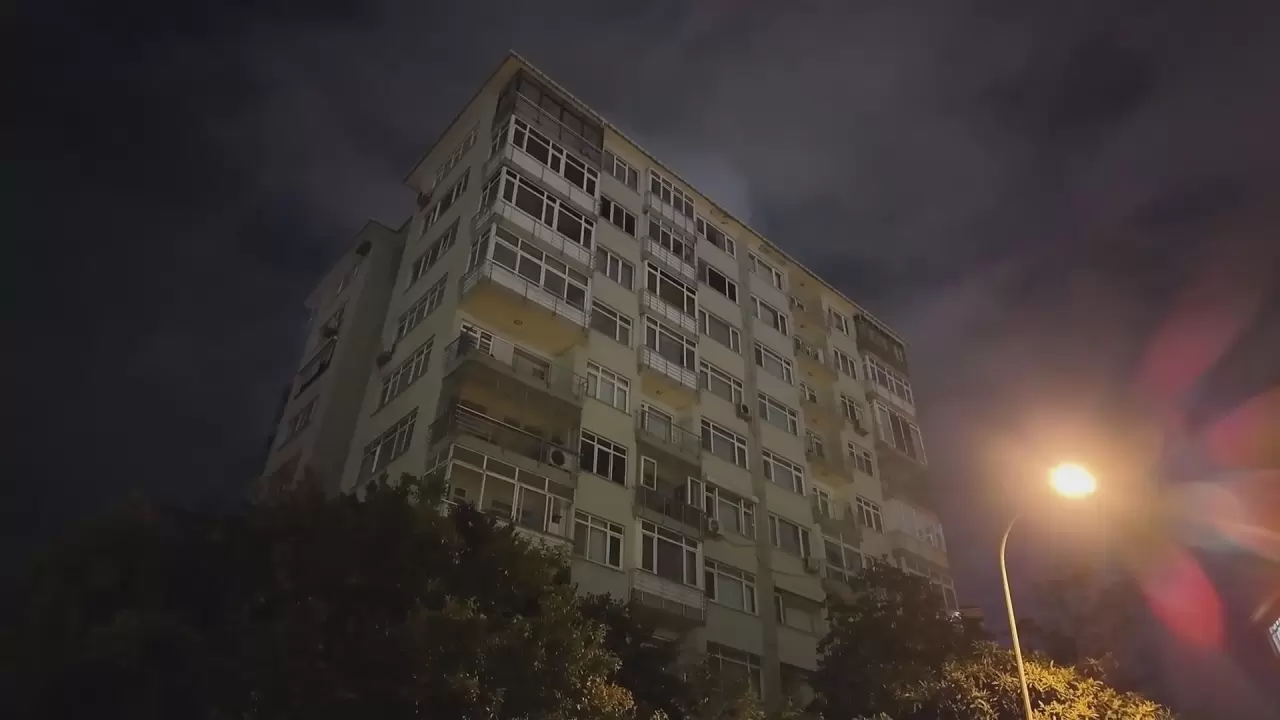 Kolonları çatlayan 3 bina bina boşaltılıyor 5