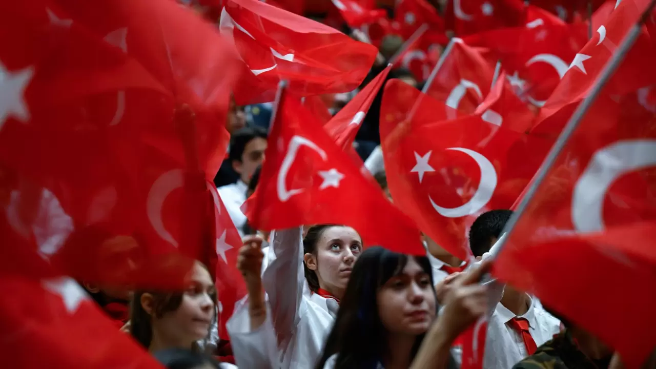 İstanbul’da 29 Ekim Cumhuriyet Bayramı coşkusu: Vali Gül’den gençlere mesaj 6
