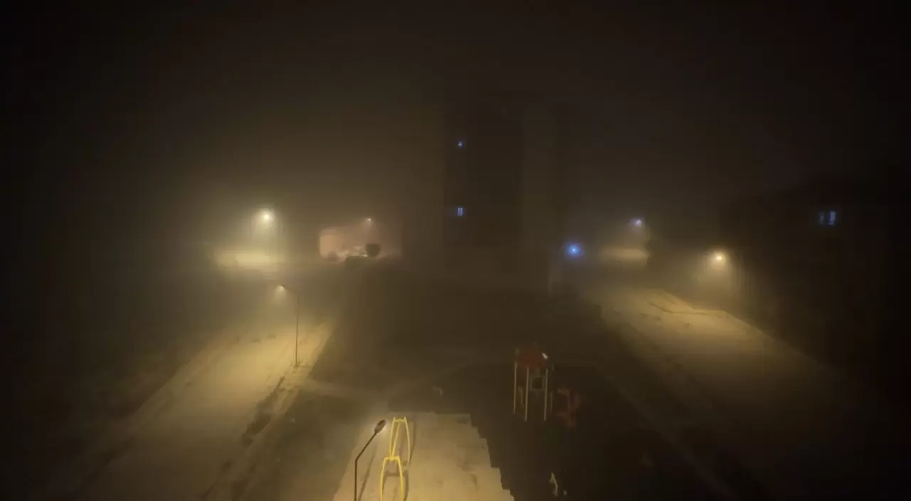 Zirve beyaza büründü, şehir sise gömüldü 6