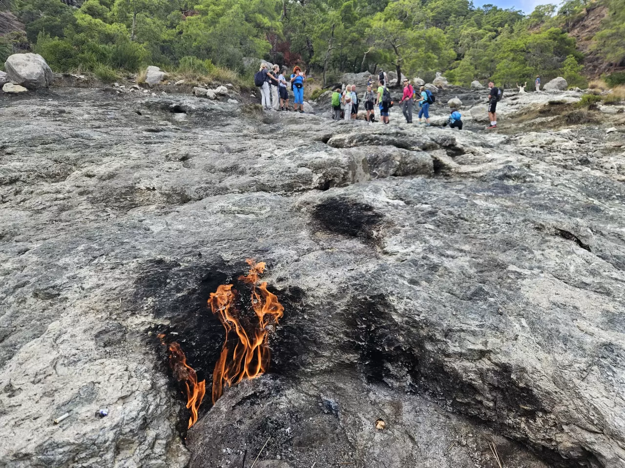 Antalya’nın hiç sönmeyen ateşi! Turistler buraya akın ediyor 1