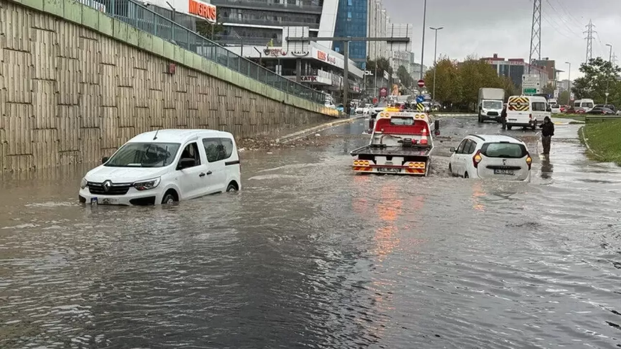 Batıda aşırı sağanak, Doğuda çamur yağmuru! 9