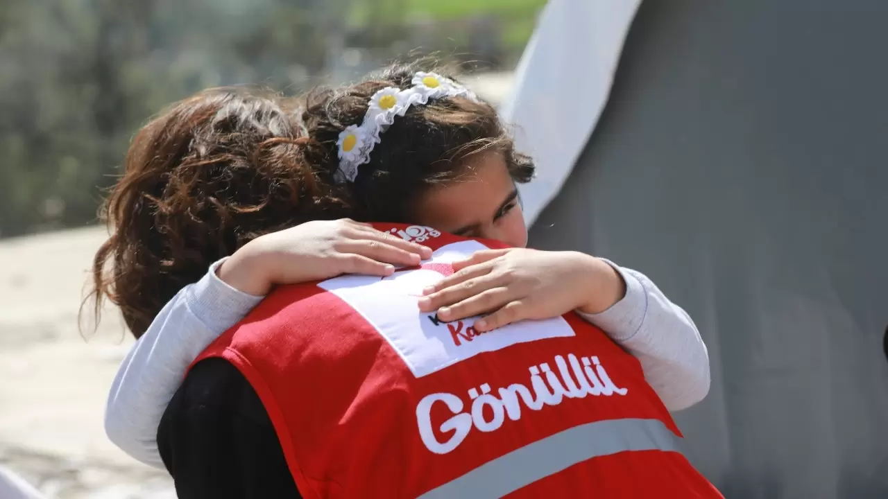 Kızılay gönüllülerinin yaklaşık yüzde 60'ı gençler! 2