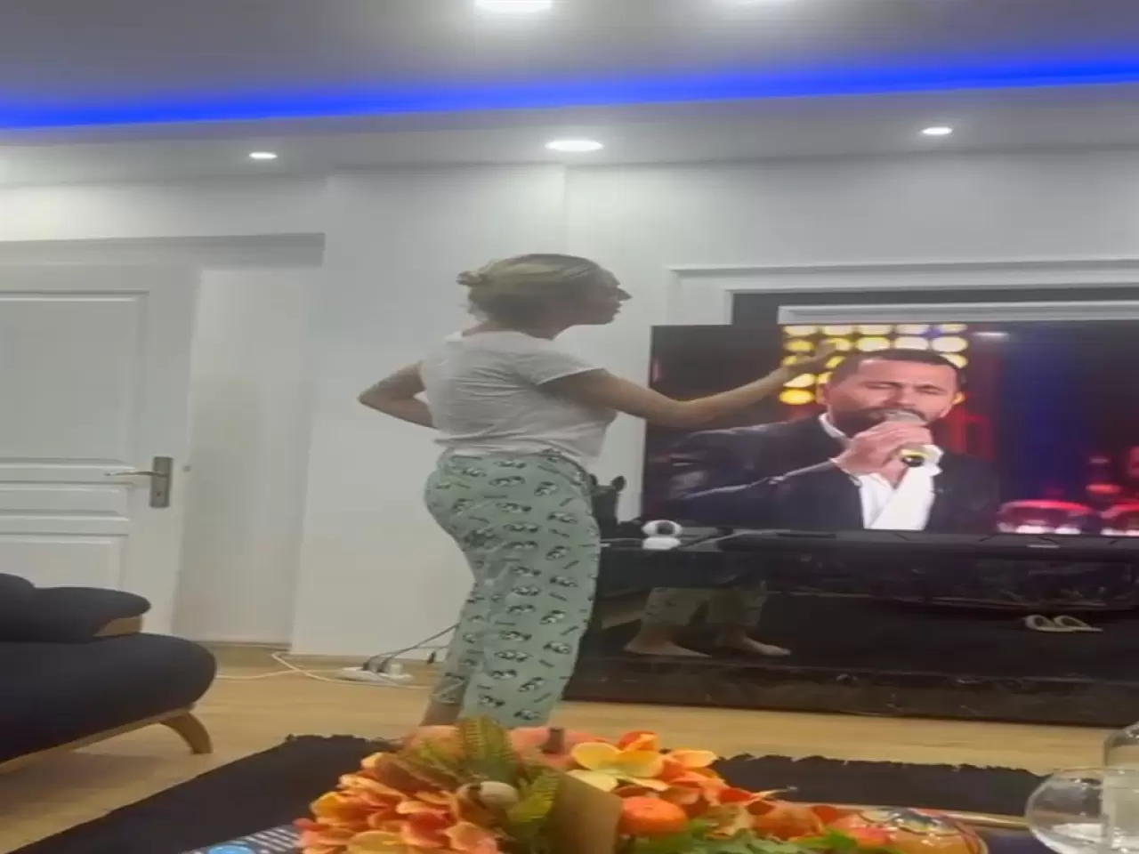 Şarkıcı Güllü davasında kan donduran itiraf: Tuğyan annesini pencereden attı 16