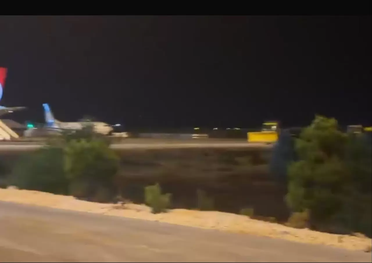 Şanlıurfa'ya gelen uçakta bomba alarmı 2