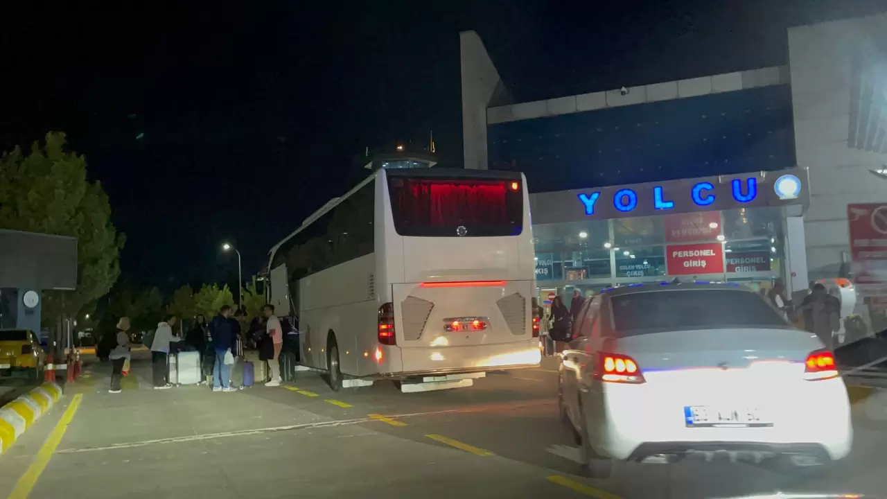 Şanlıurfa'ya gelen uçakta bomba alarmı 4