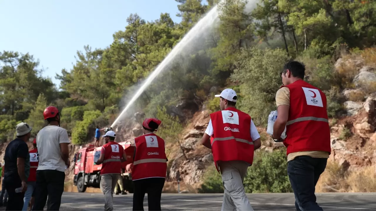 Kızılay gönüllülerinin yaklaşık yüzde 60'ı gençler! 5