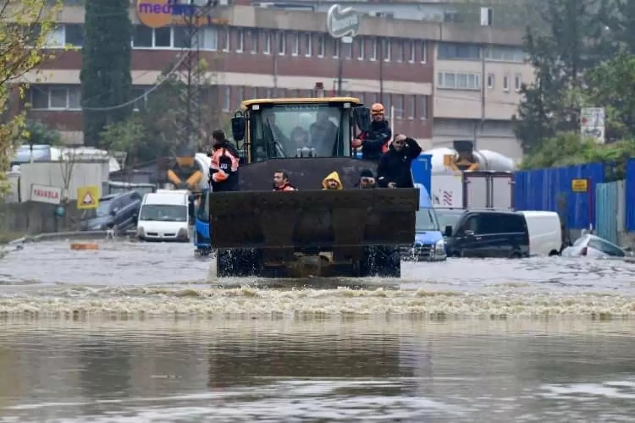 İstanbul’da sel felaketinin ardından yeni uyarı! 3