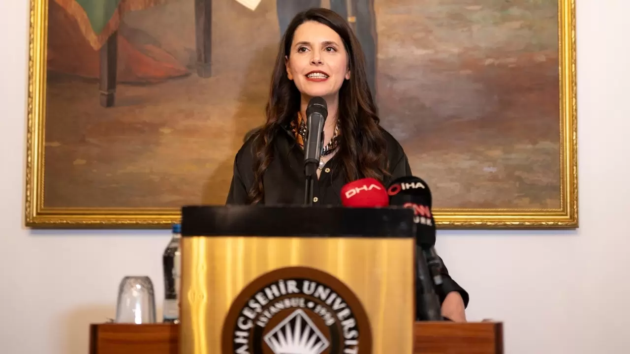 İstanbul’un hafızası ebru sanatıyla buluştu 1