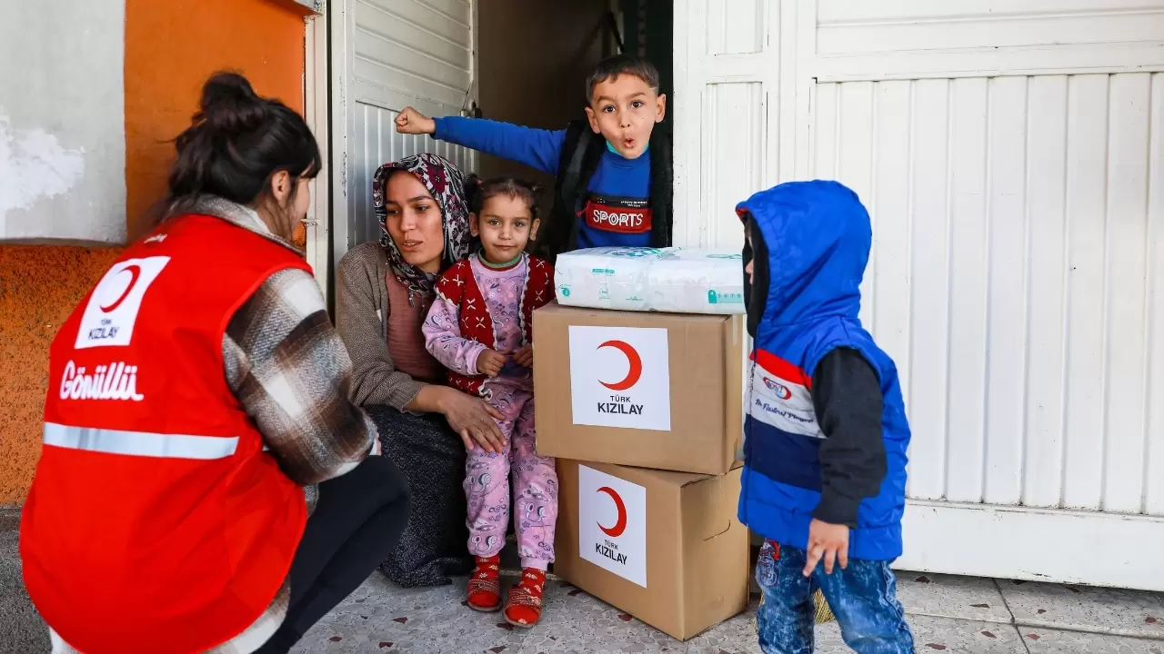 Kızılay gönüllülerinin yaklaşık yüzde 60'ı gençler! 3