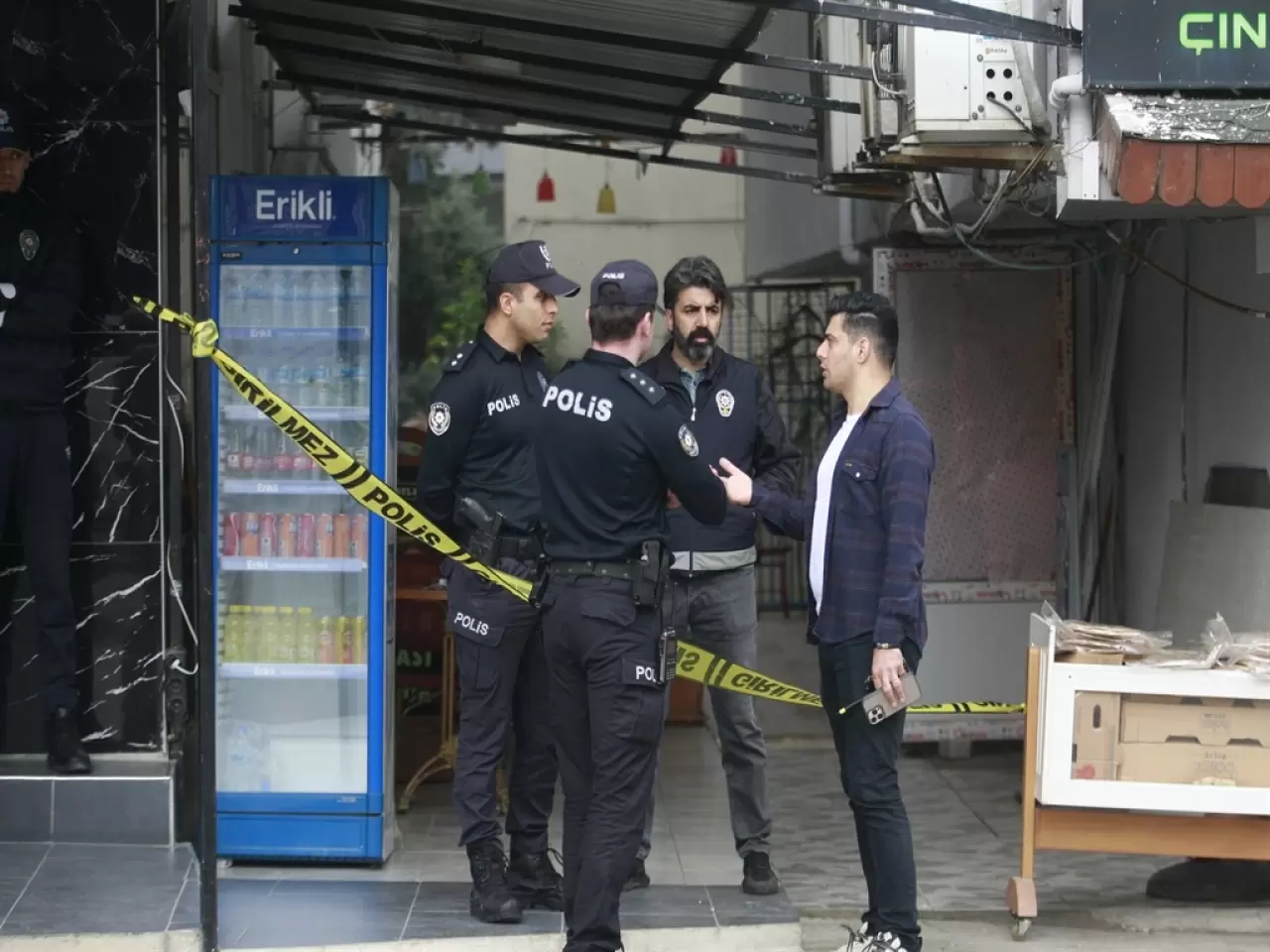 Şarkıcı Güllü davasında kan donduran itiraf: Tuğyan annesini pencereden attı 17