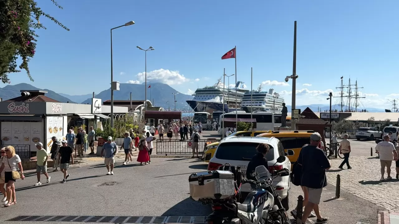 Alanya Limanı’na çifte dev ziyaret 9