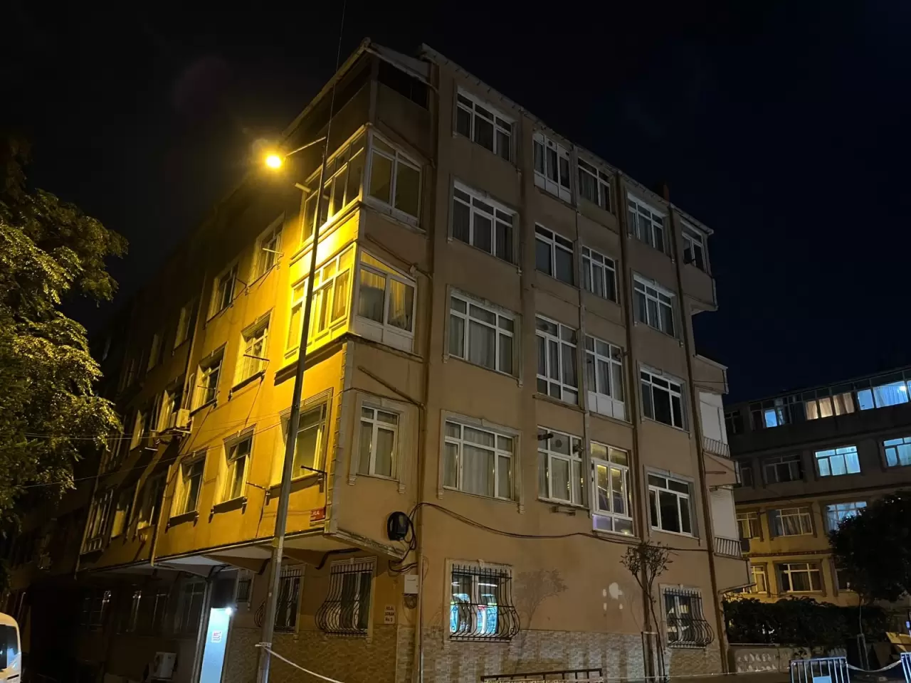 Eyüpsultan'daki 5 katlı bina kapatıldı 5