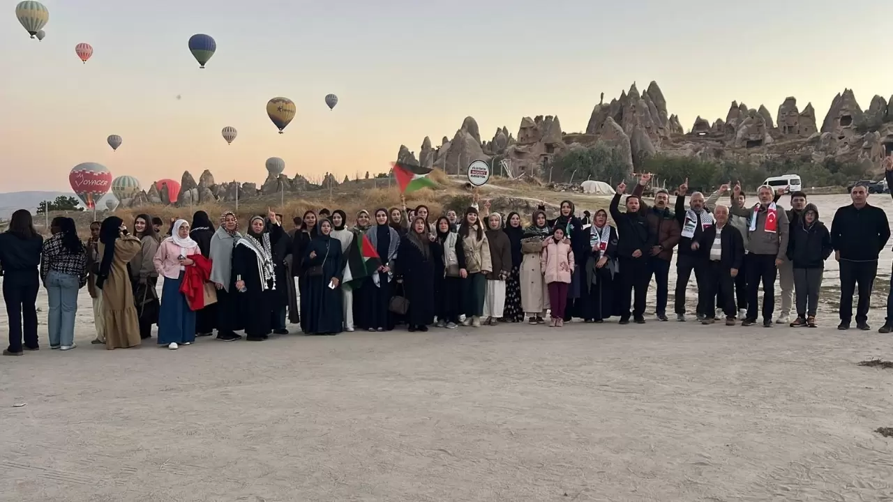 Kapadokya’da Gazze için balonlar havalandı 2