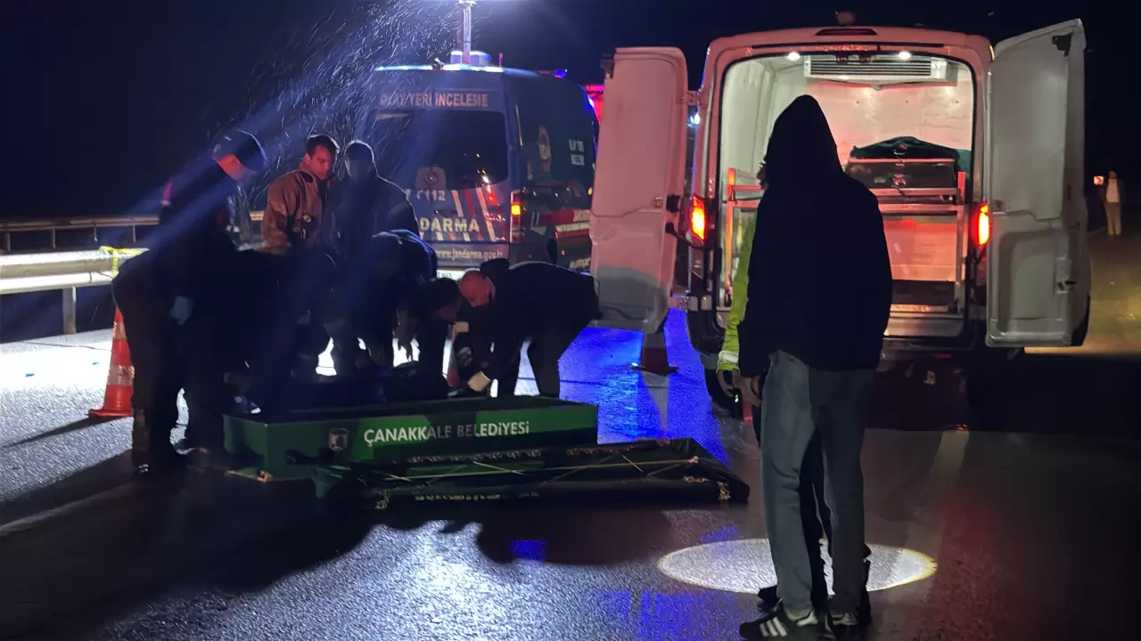 Gece saatlerinde kaza yaptılar 9