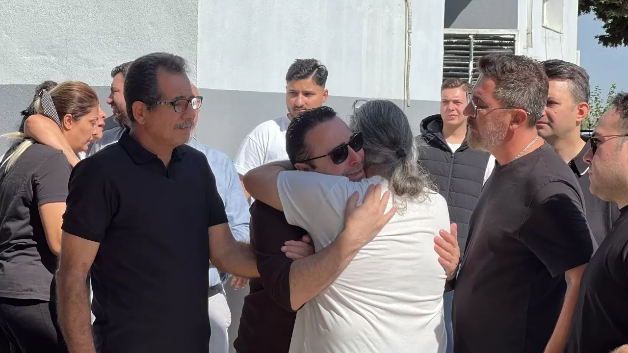 Atilla Taş evlat acısıyla yıkıldı! 7