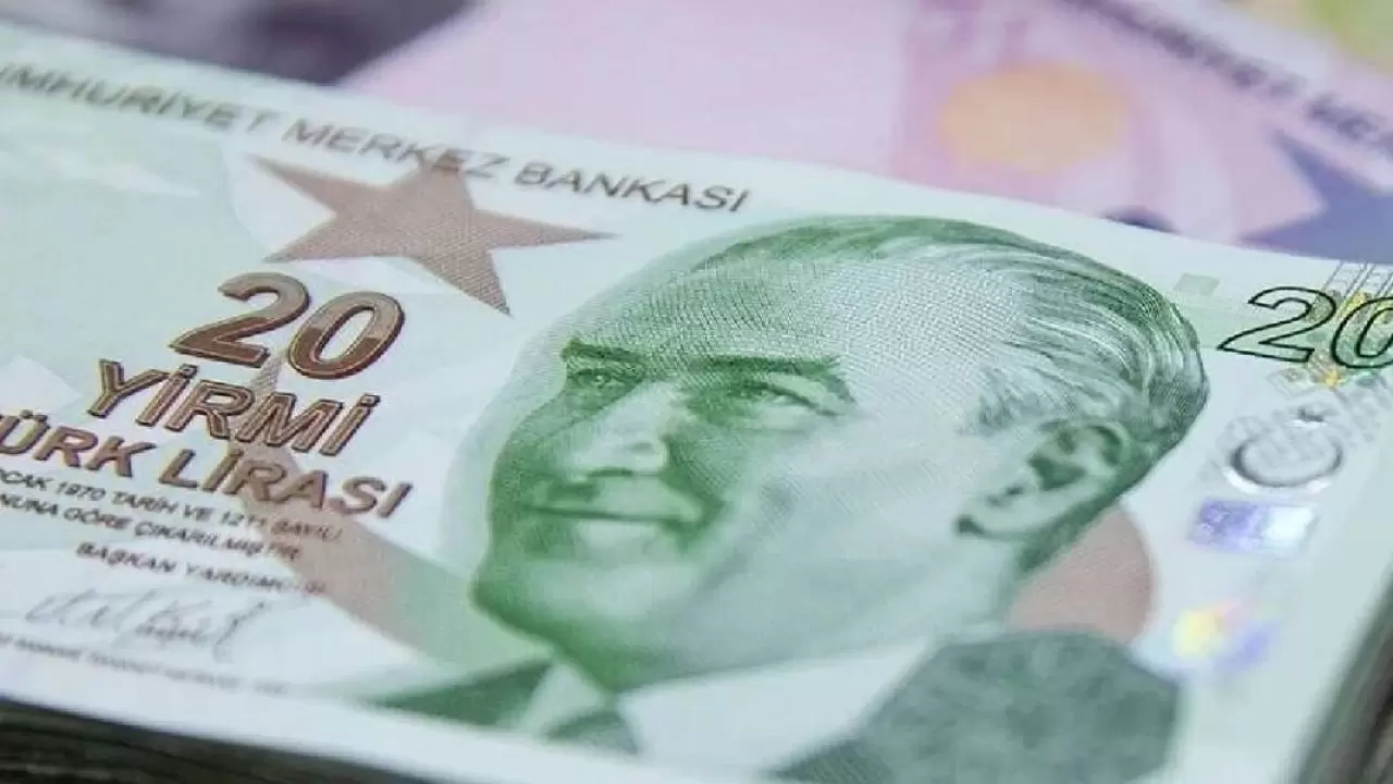 Yeni 20 liralar tedavülde: Banknotlarda tek fark imzalar | GÜNDEM |  MEYRALEM Haber Sitesi