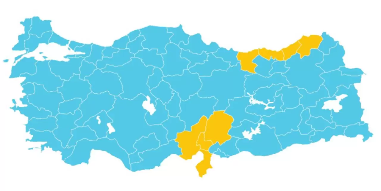 Meteorolojiden "sarı" uyarı: 8 ilde gök gürültülü sağanak bekleniyor