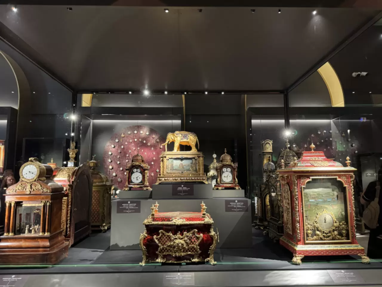 Topkapı Sarayı'nın tarihi saat koleksiyonu ilk kez ziyaretçilerle buluşacak