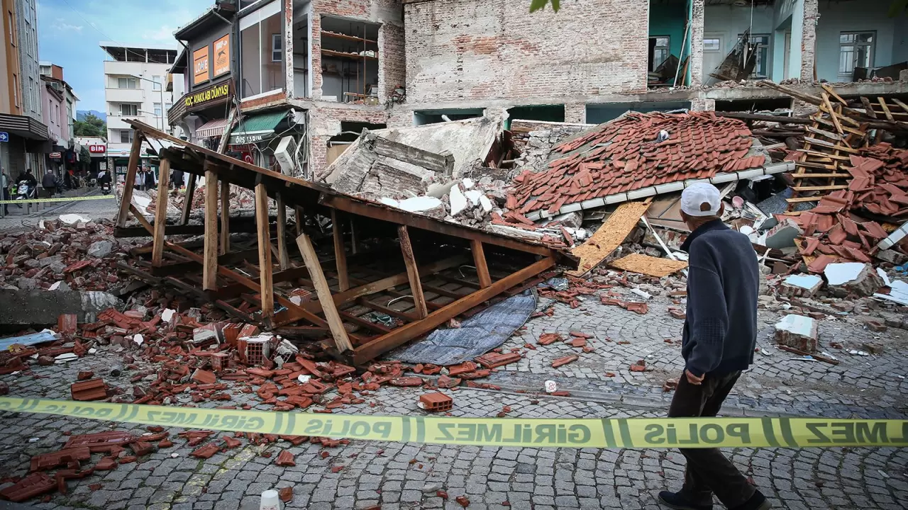 Sındırgı'da deprem fırtınası! 6 yeni fay bulundu: Korkutan ihtimal - Resim: 4