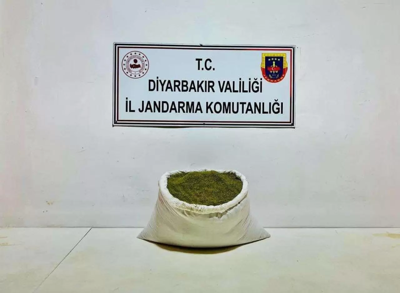 Diyarbakır’da 73 kilo uyuşturucu madde ele geçirildi