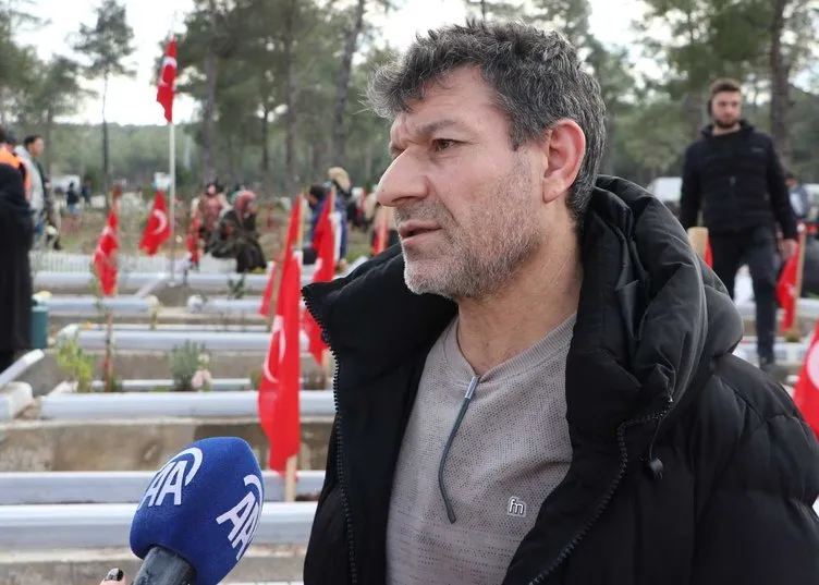 Enkaz altındaki kızının elini bir an bırakmamıştı! O baba konuştu: Türkiye’yi ağlatan sözler…