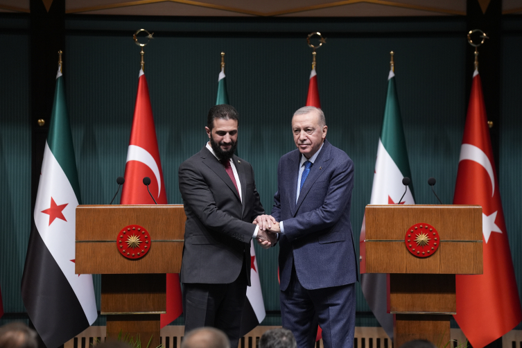 Cumhurbaşkanı Erdoğan: Terörle mücadelede Suriye'ye gereken desteği sağlamaya hazırız