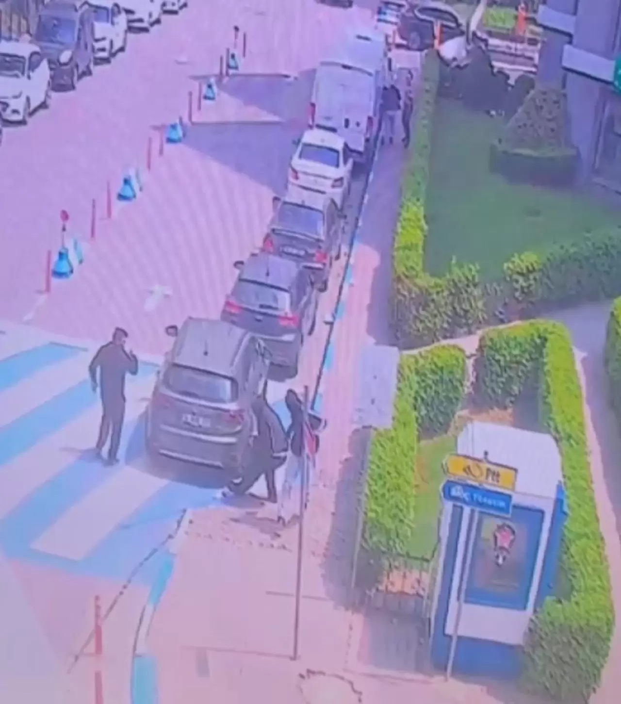 ISTANBUL---BAGCILAR’DA-IS-INSANINI-TAKIP_735981_217317